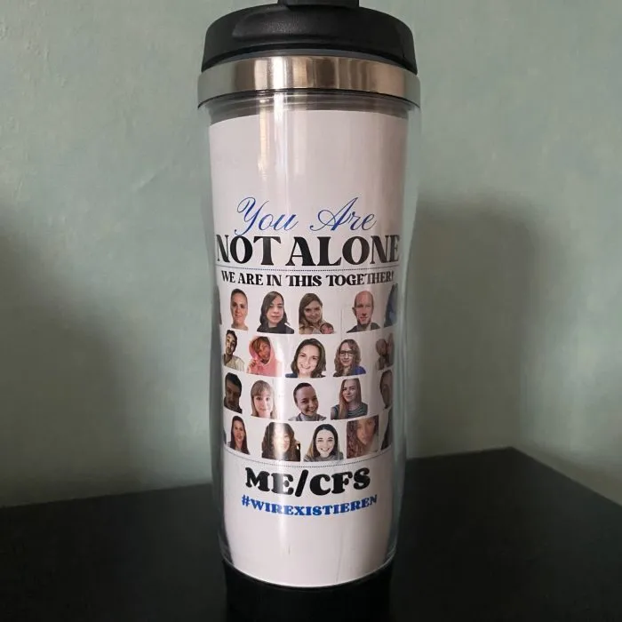 Thermobecher „Not alone“