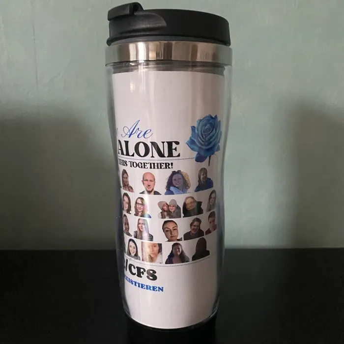 Thermobecher „Not alone“ – Bild 2